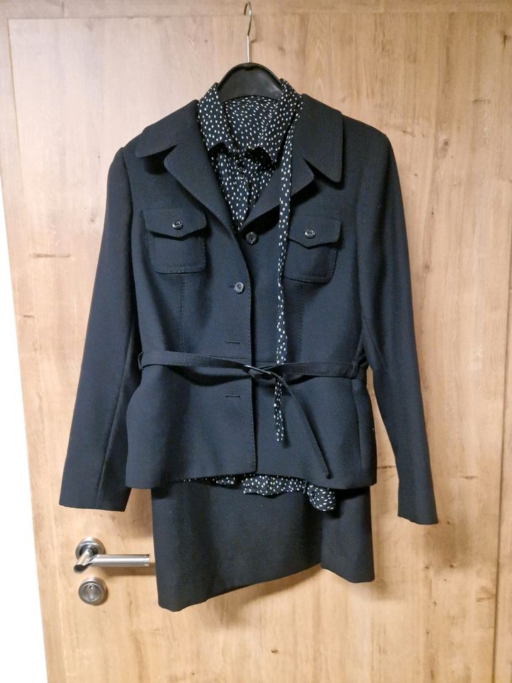 C & A , Mantel , mit Rock und Bluse , Blazer