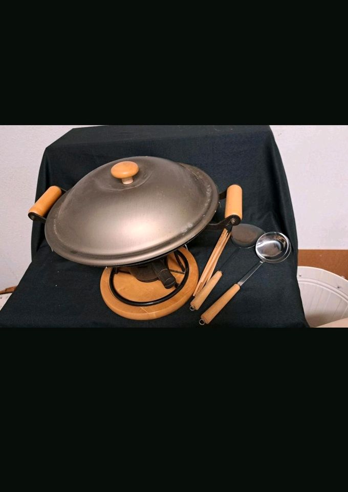 Beka ein Wok mit Zubehör siehe Bilder