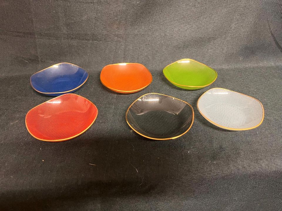 6x Glas Retro Schalen Konfektschalen kariert 9,8 cm