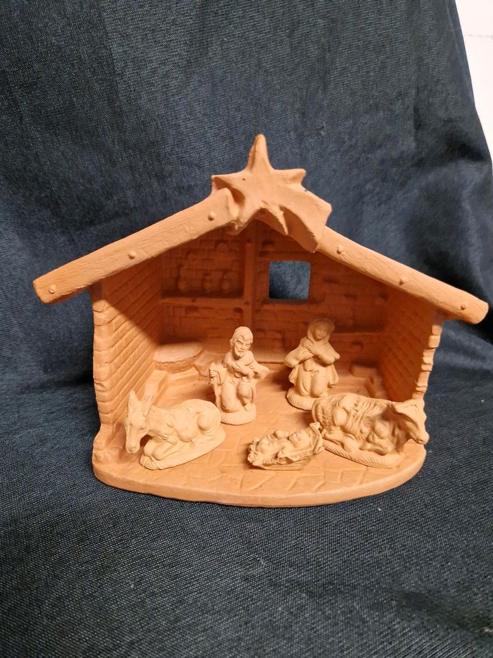 Weihnachtskrippe, aus Ton