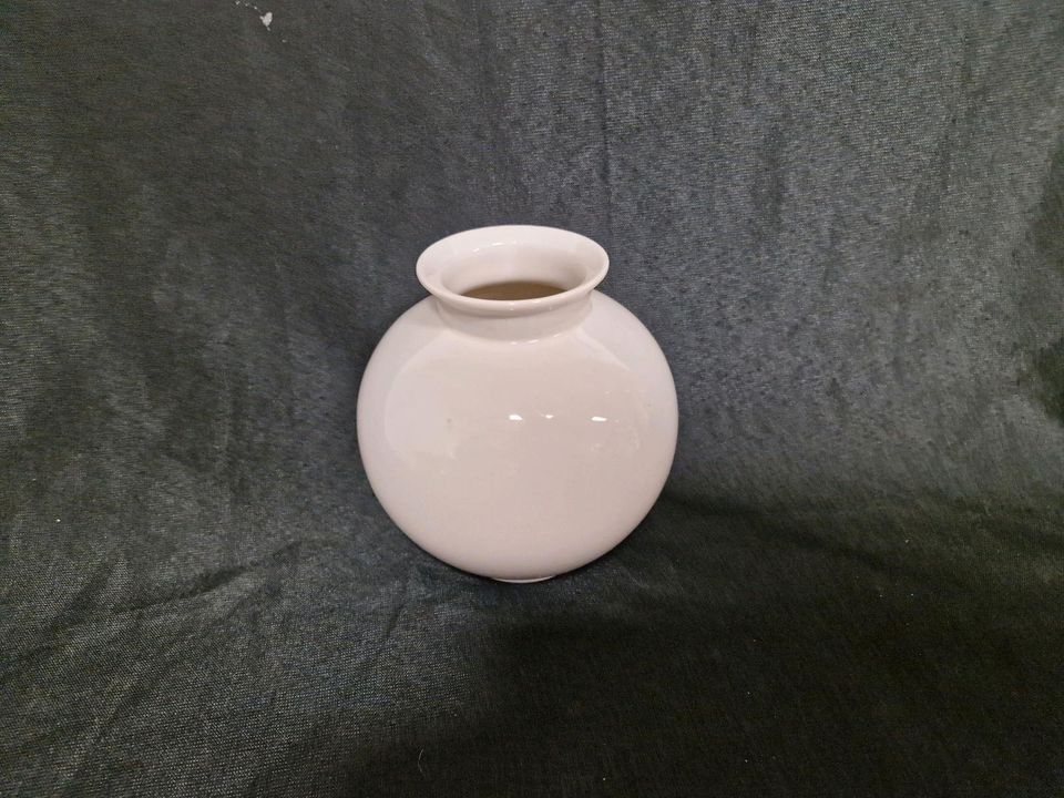 Thomas Vase , weiß