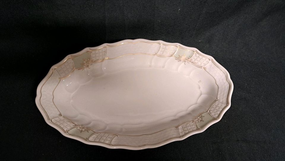 Hutschenreuther , Form Dresden, Collier , Gebäckschale