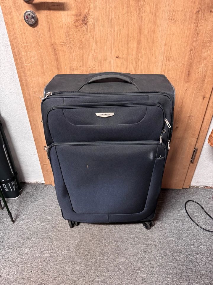 Samsonite Koffer schwarz mit 4 Rollen 47,5x77,5x28
