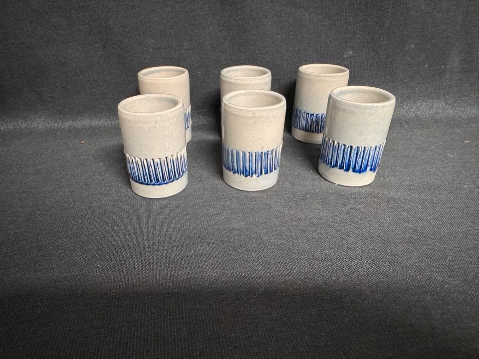 6x Keramik Schnapsgläser Retro