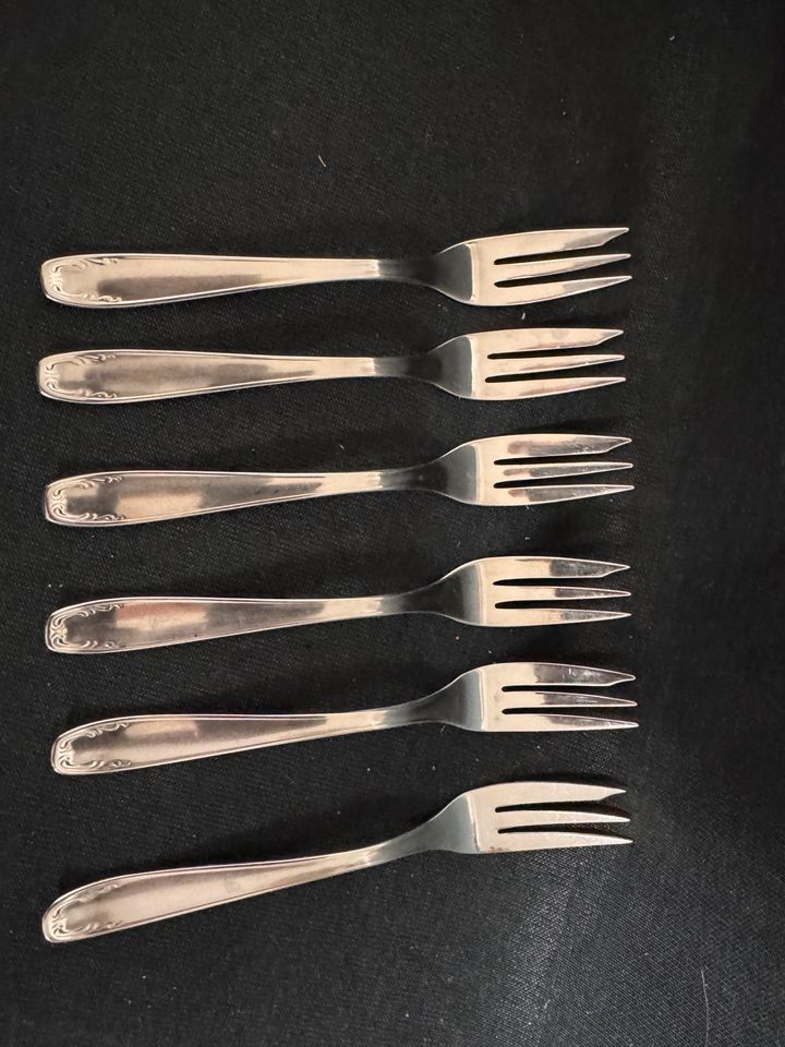 6x Kuchengabeln Solingen Rostfrei