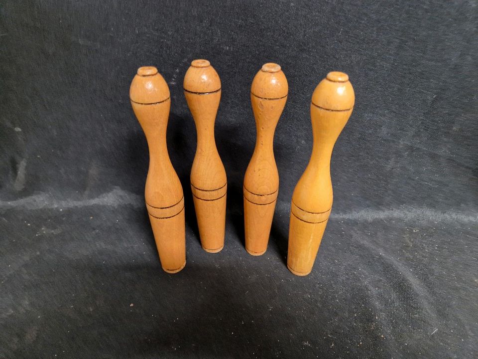 Kegel , Holzkegel 20,5 cm 4 Stück