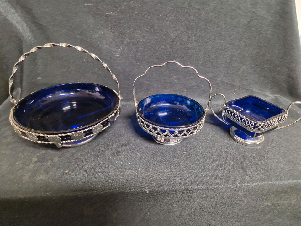 Schalen, blau , mit Griff Dekoschalen