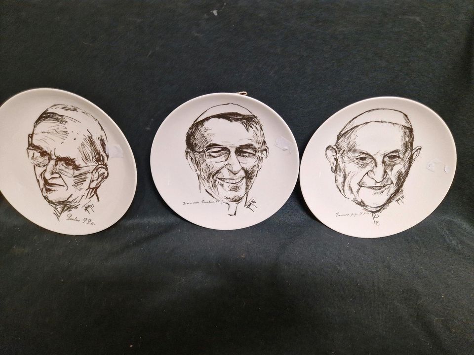 Kpm Wandteller , Papst