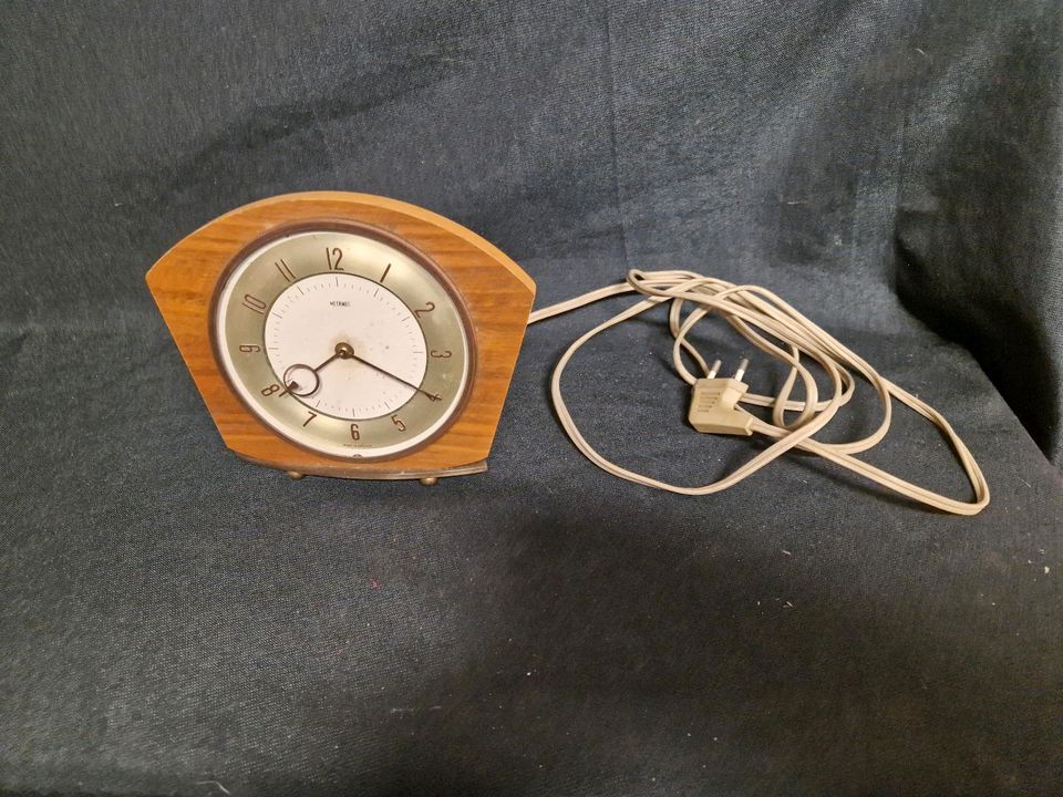 Metamec, Uhr , Elektronische Wanduhr an Bastler