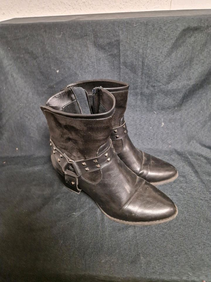 Damenschuhe, Halbstiefel Gr 40 schwarz